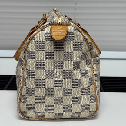 Louis Vuitton Speedy