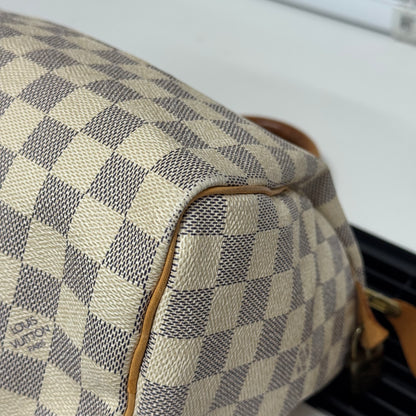 Louis Vuitton Speedy
