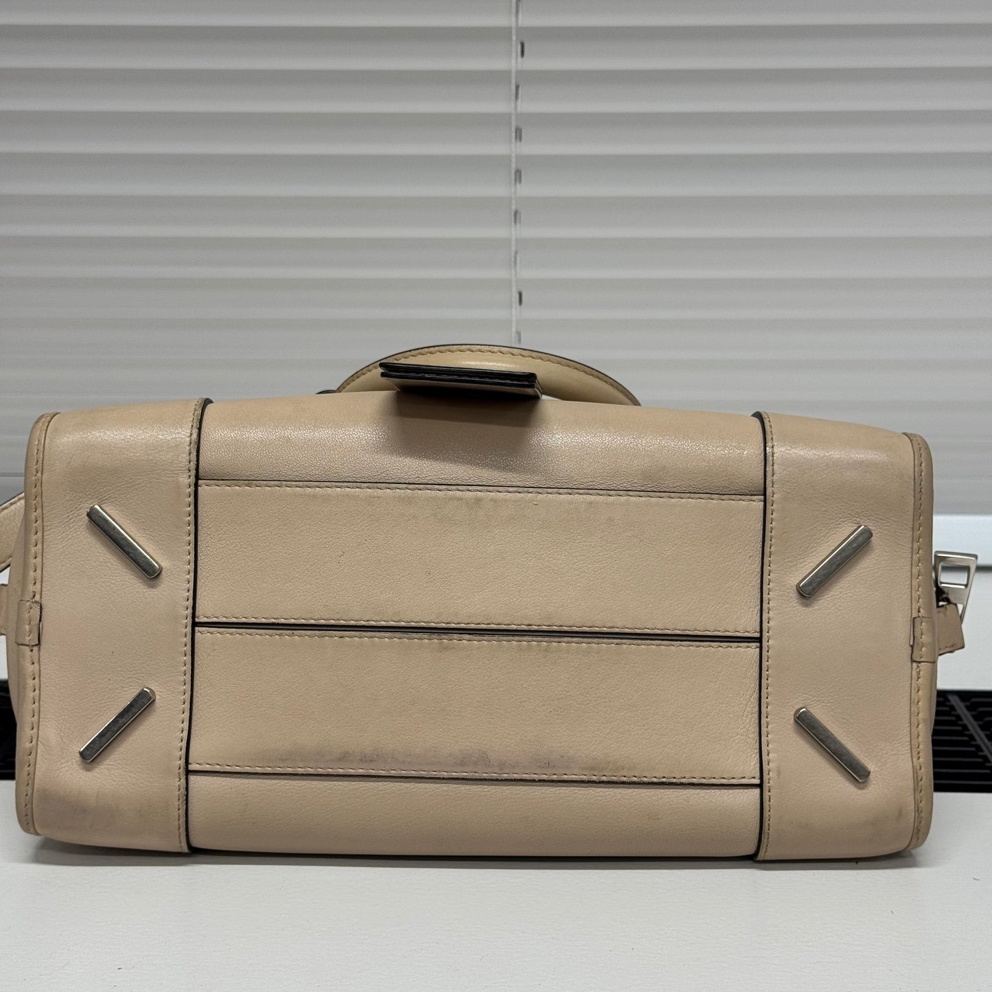 Loewe Amazona