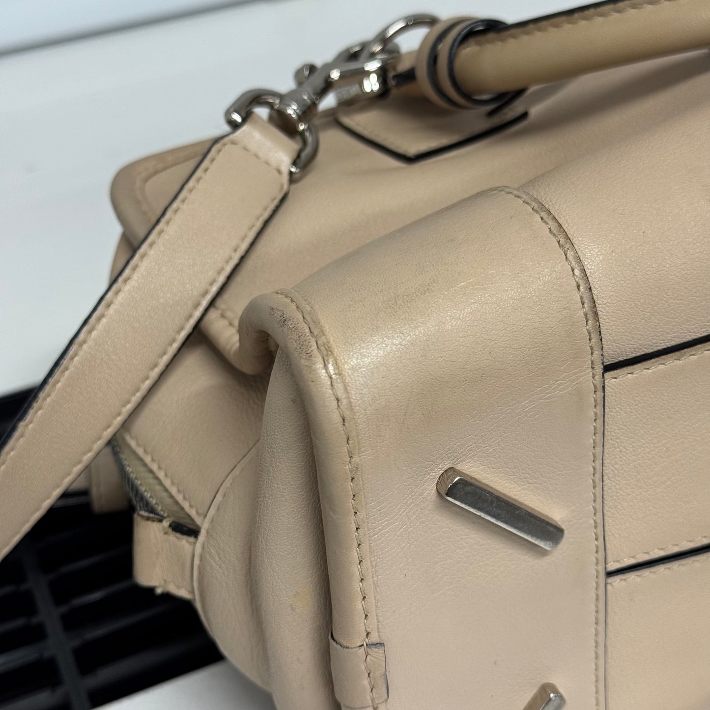 Loewe Amazona