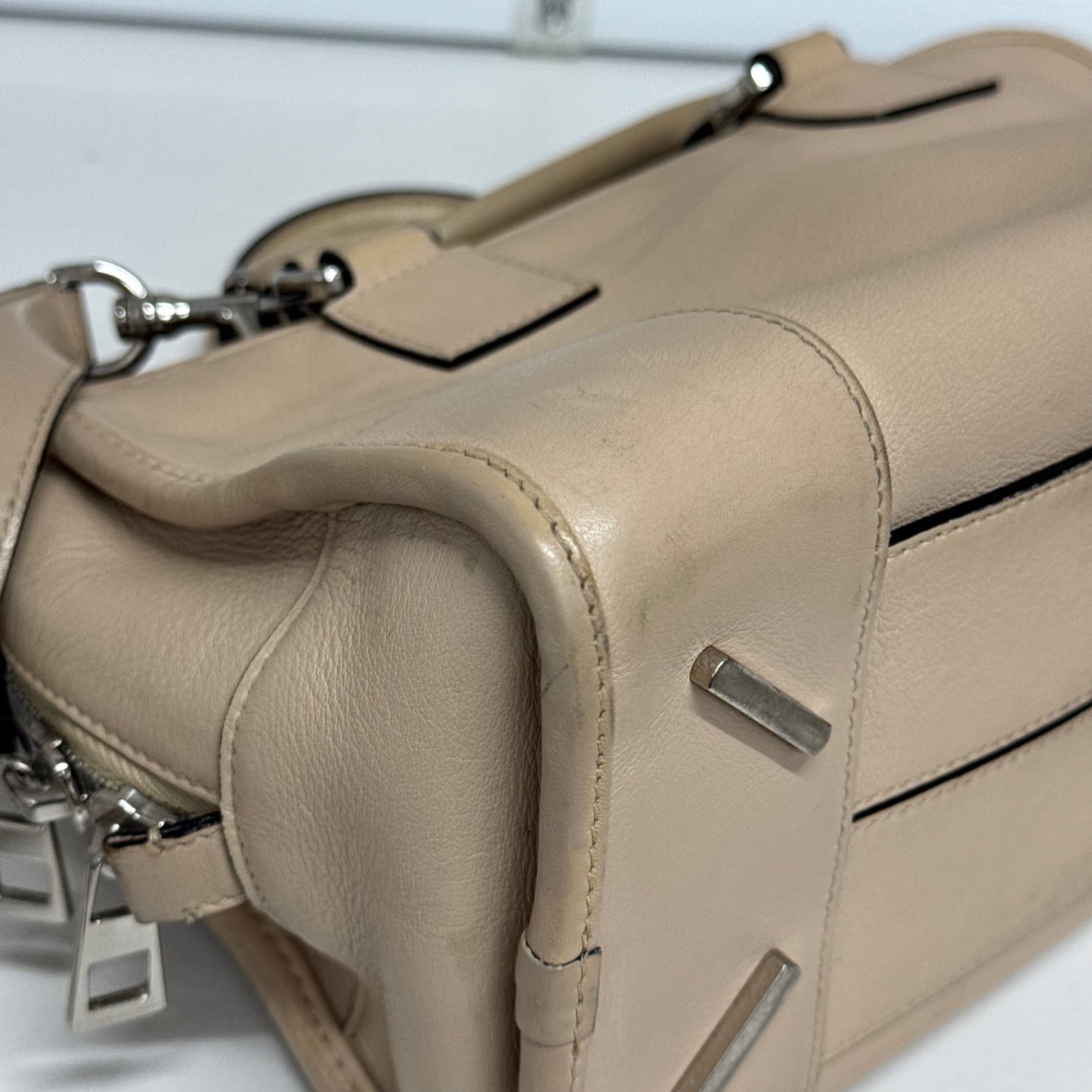 Loewe Amazona