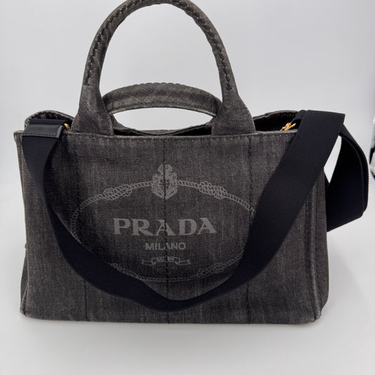Prada Canapa