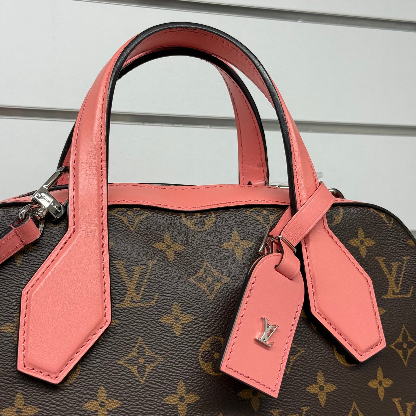 Louis Vuitton Dora