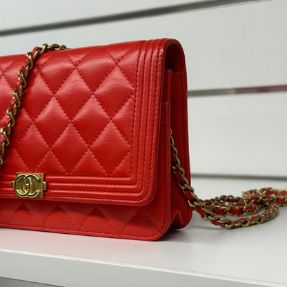 Chanel Wallet on chain Boy