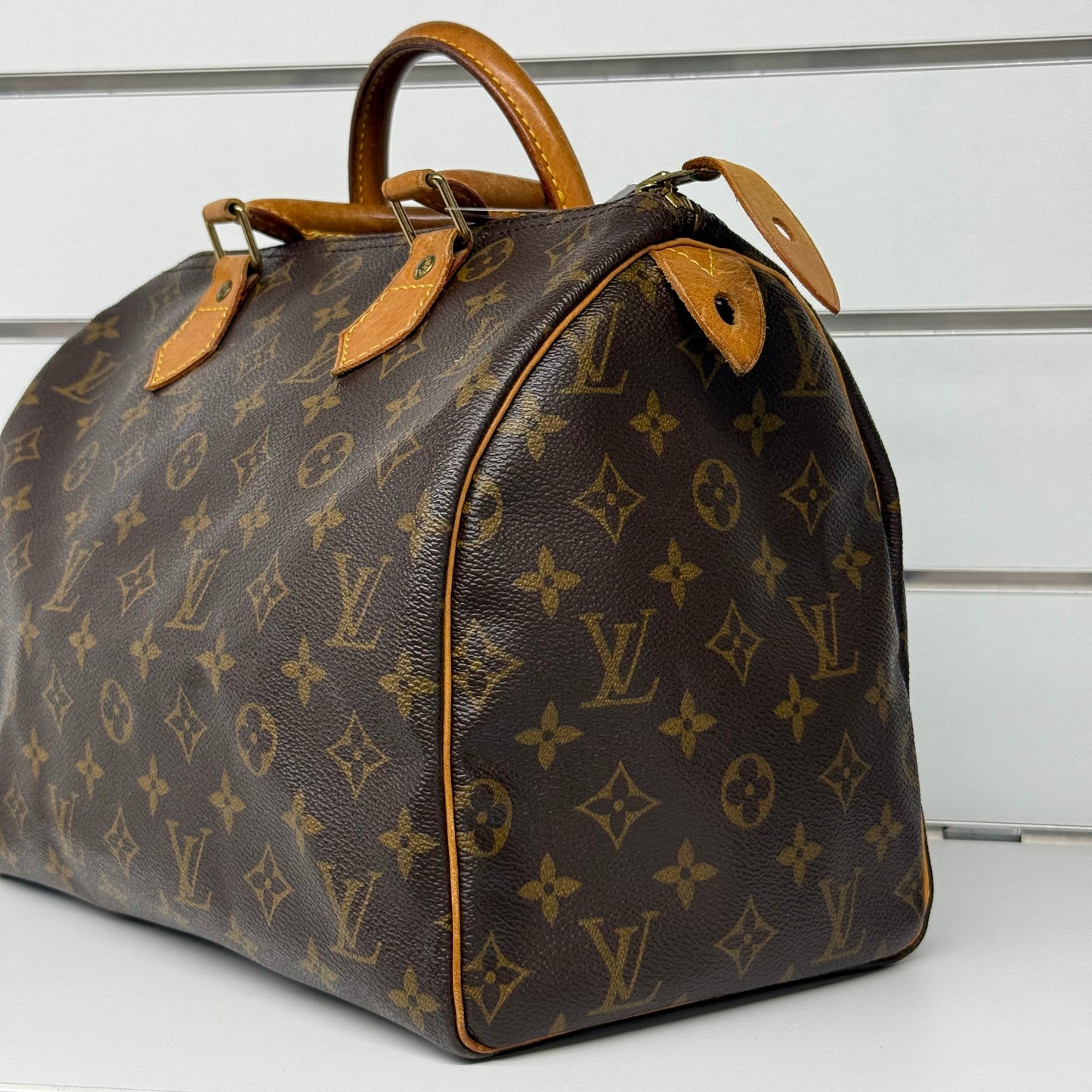Louis Vuitton Speedy 30
