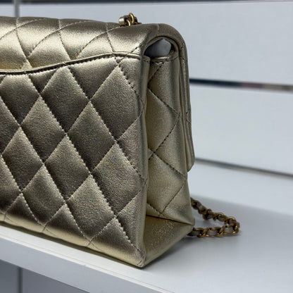 Chanel trendy CC top handle