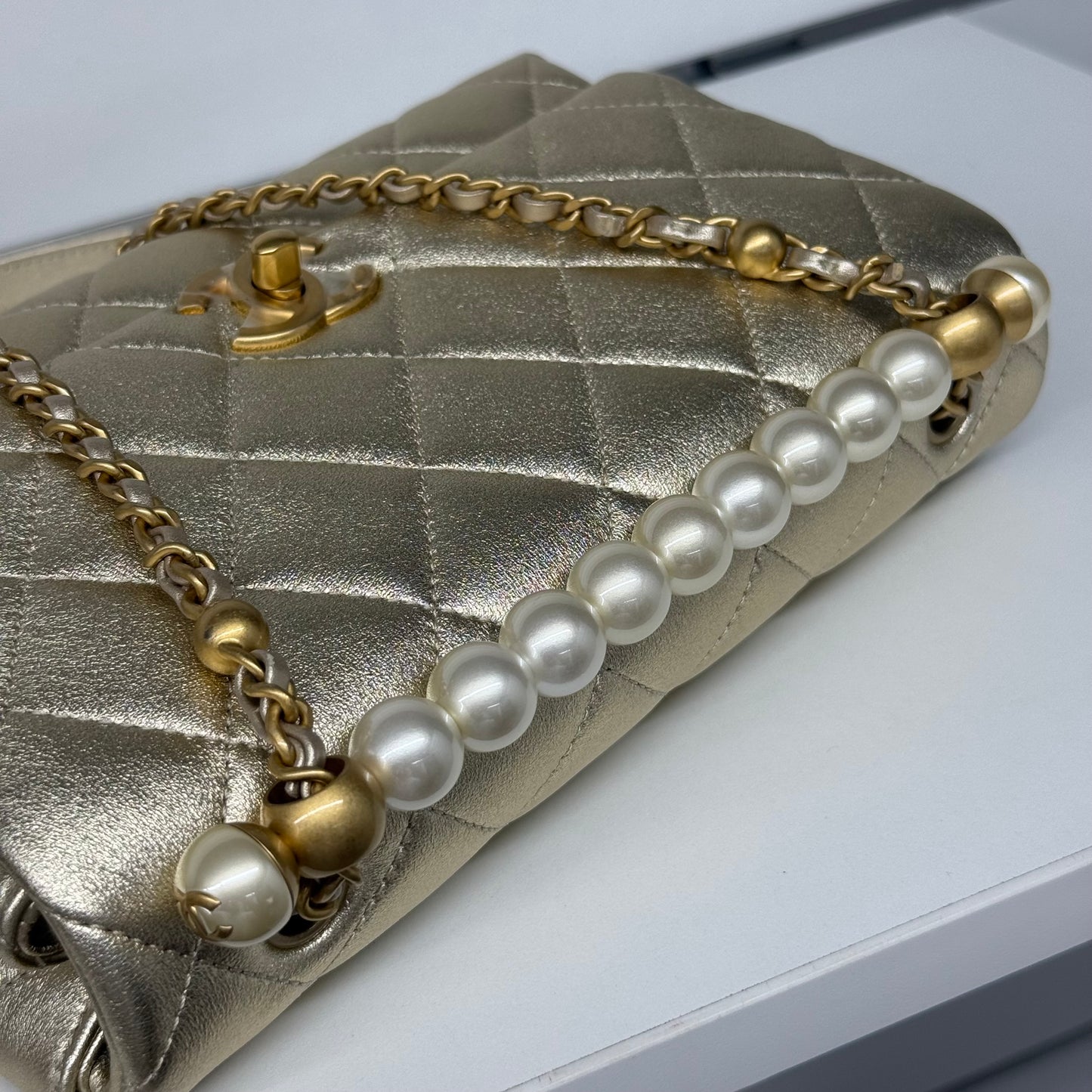 Chanel trendy CC top handle