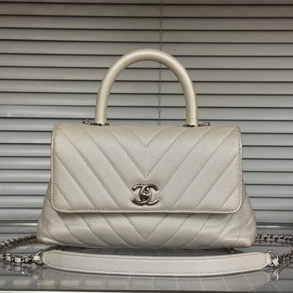 Chanel Top handle