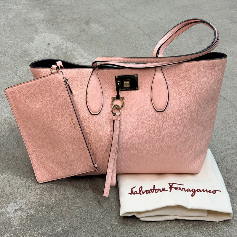 Salvatore Ferragamo Shopping
