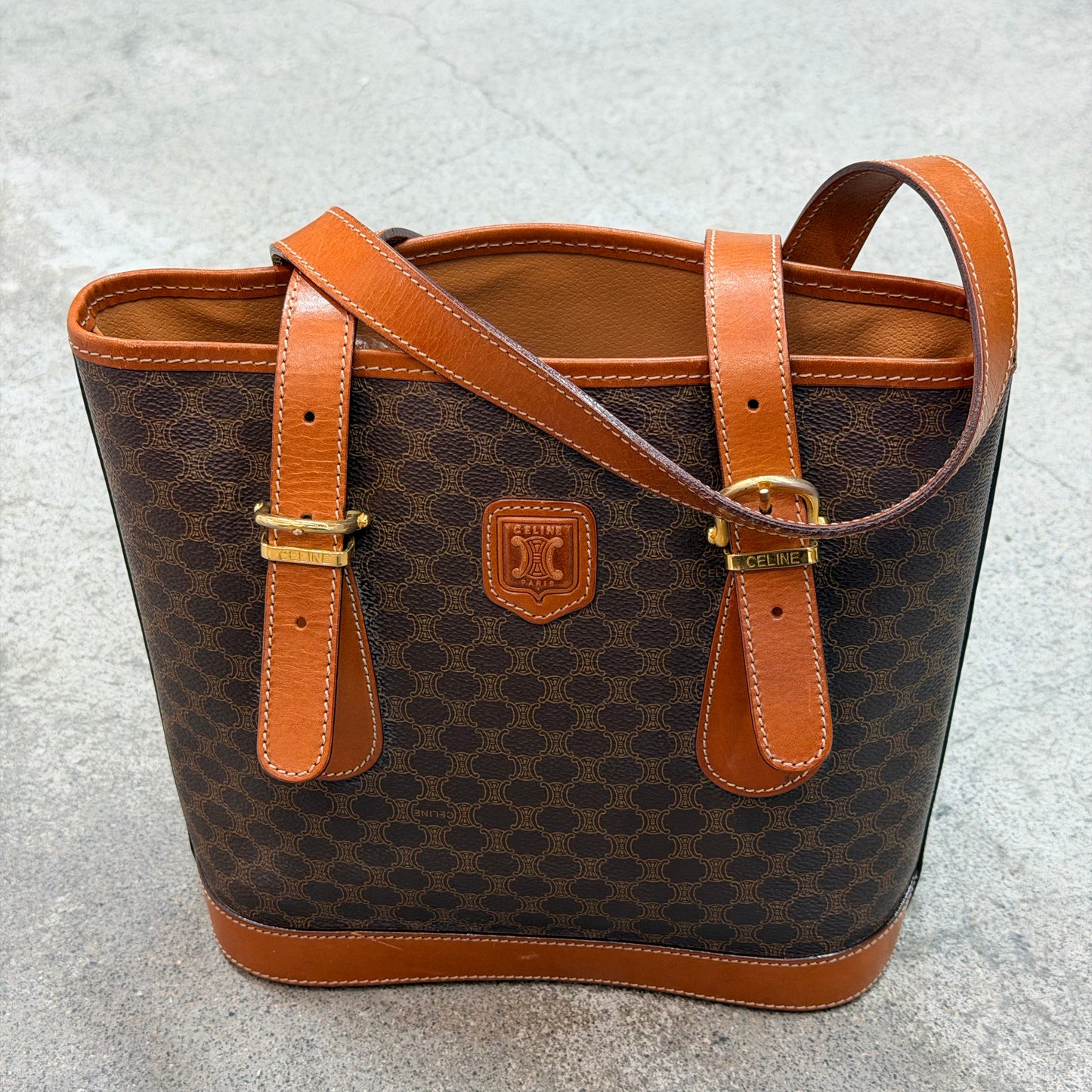 Céline Shopping bucket
