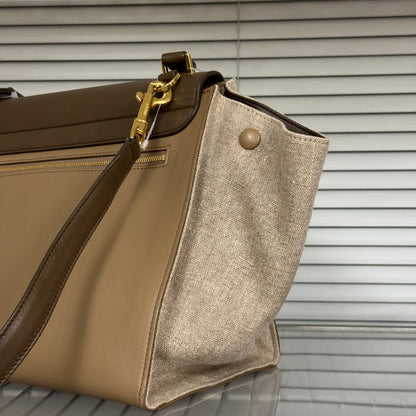 Céline Trapeze