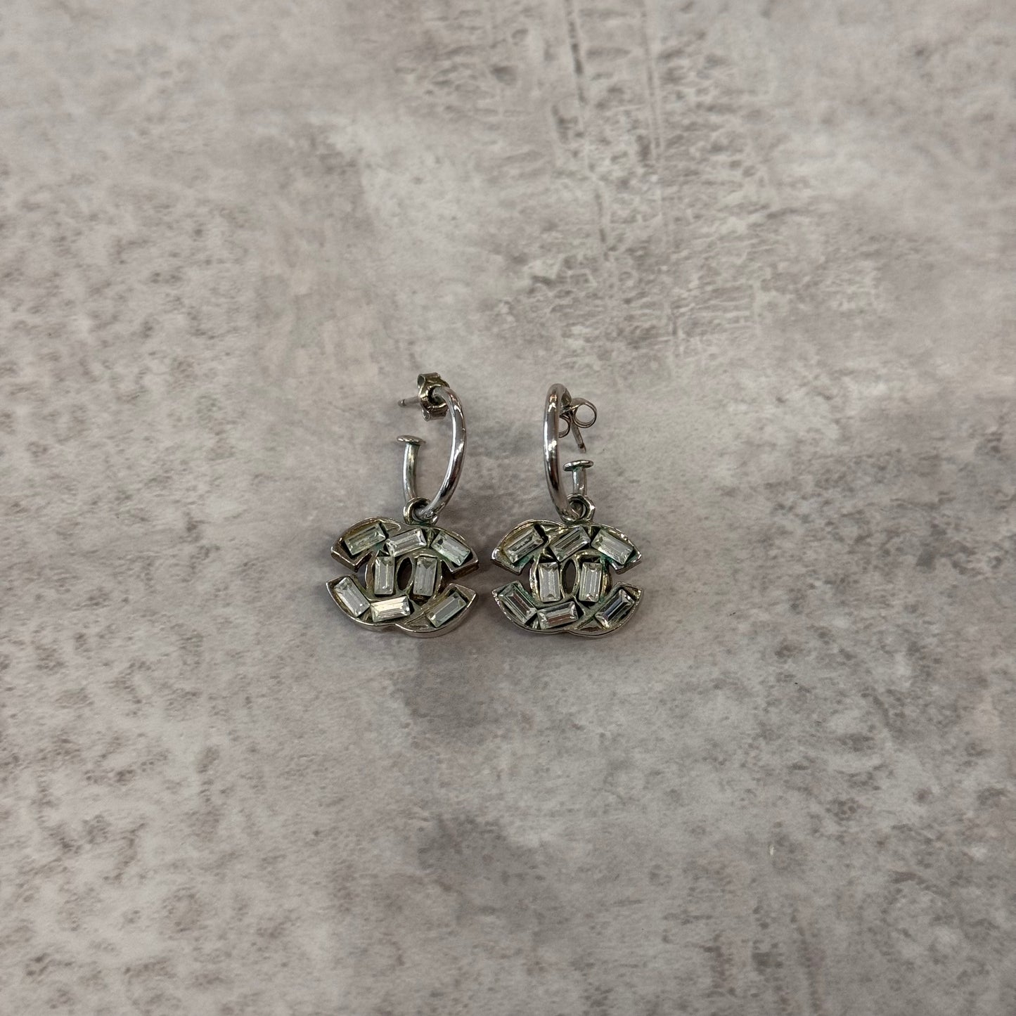 Chanel pendants d’oreilles