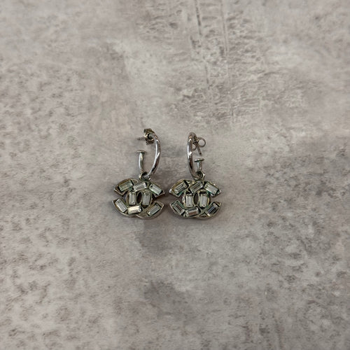 Chanel pendants d’oreilles