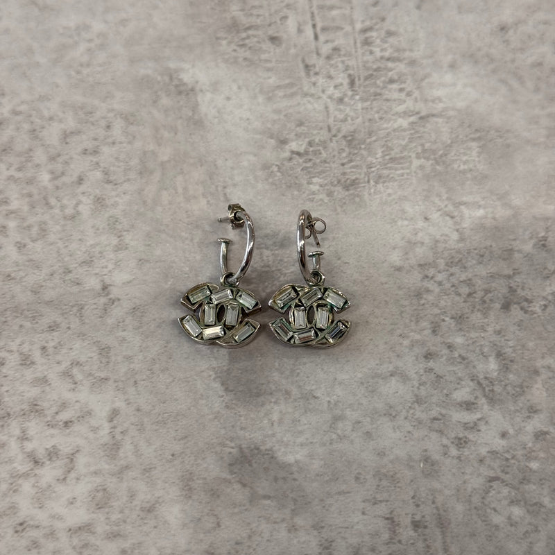 Chanel pendants d’oreilles