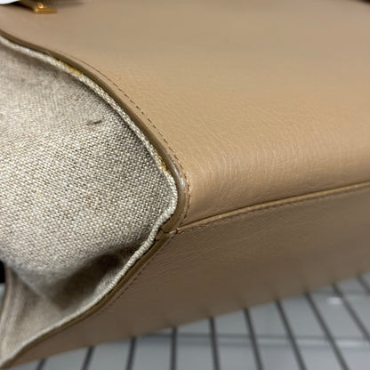 Céline Trapeze