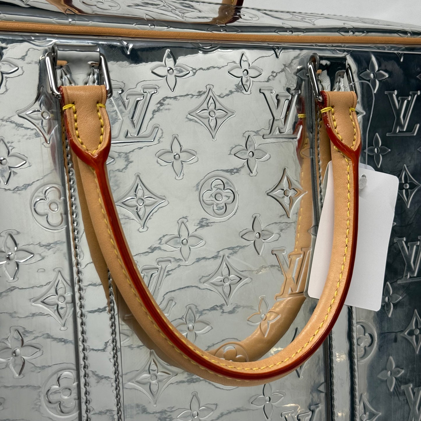 Louis Vuitton Néo Porte Documents