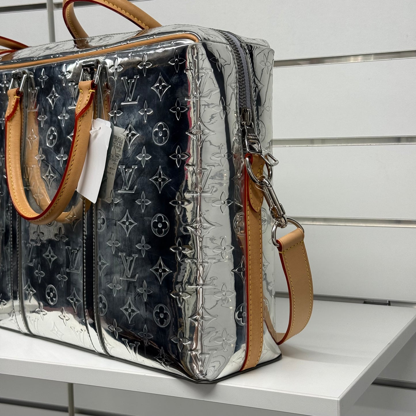 Louis Vuitton Néo Porte Documents