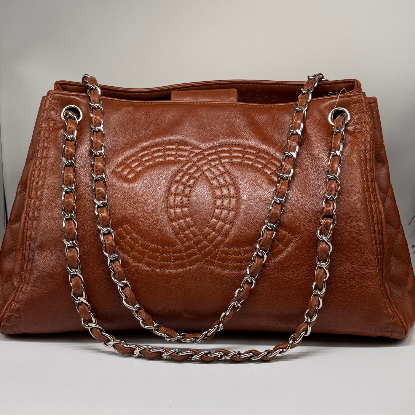 Chanel Shopping