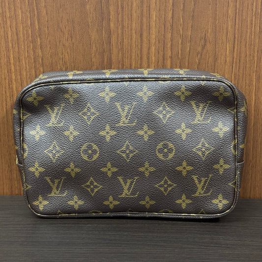 Louis Vuitton Trousse cosmétique 23