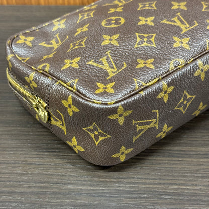 Louis Vuitton Trousse cosmétique 23