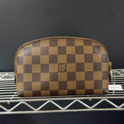Louis Vuitton Trousse cosmétique 16 CA0036
