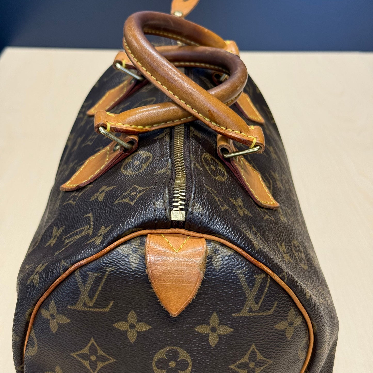Louis Vuitton Speedy 30 TH0051