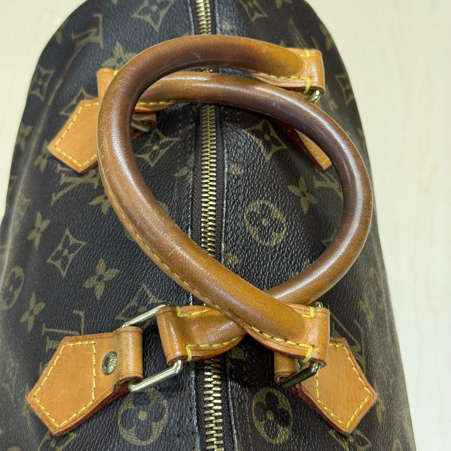 Louis Vuitton Speedy 30 TH0051