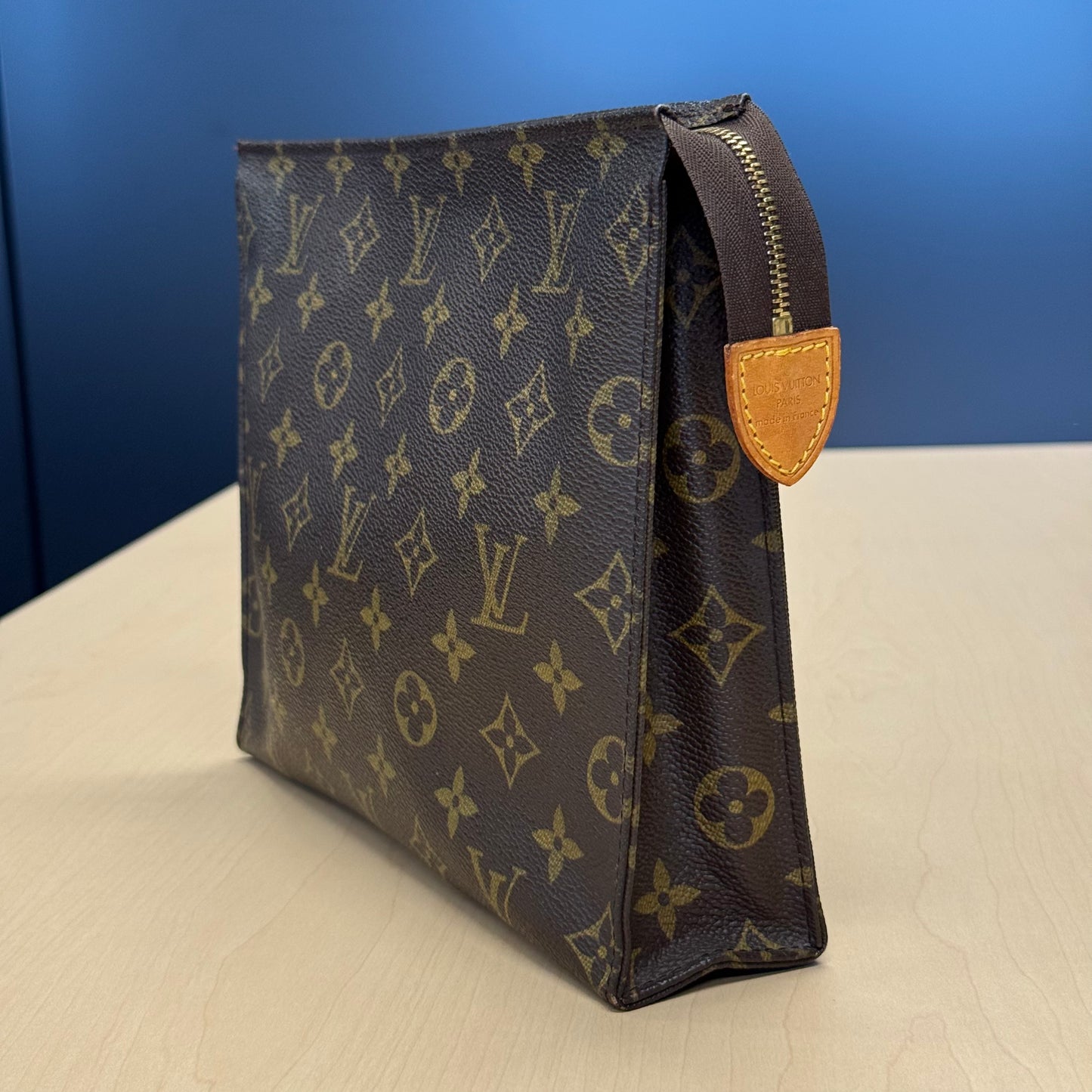 Louis Vuitton Trousse Cosmétique TH881
