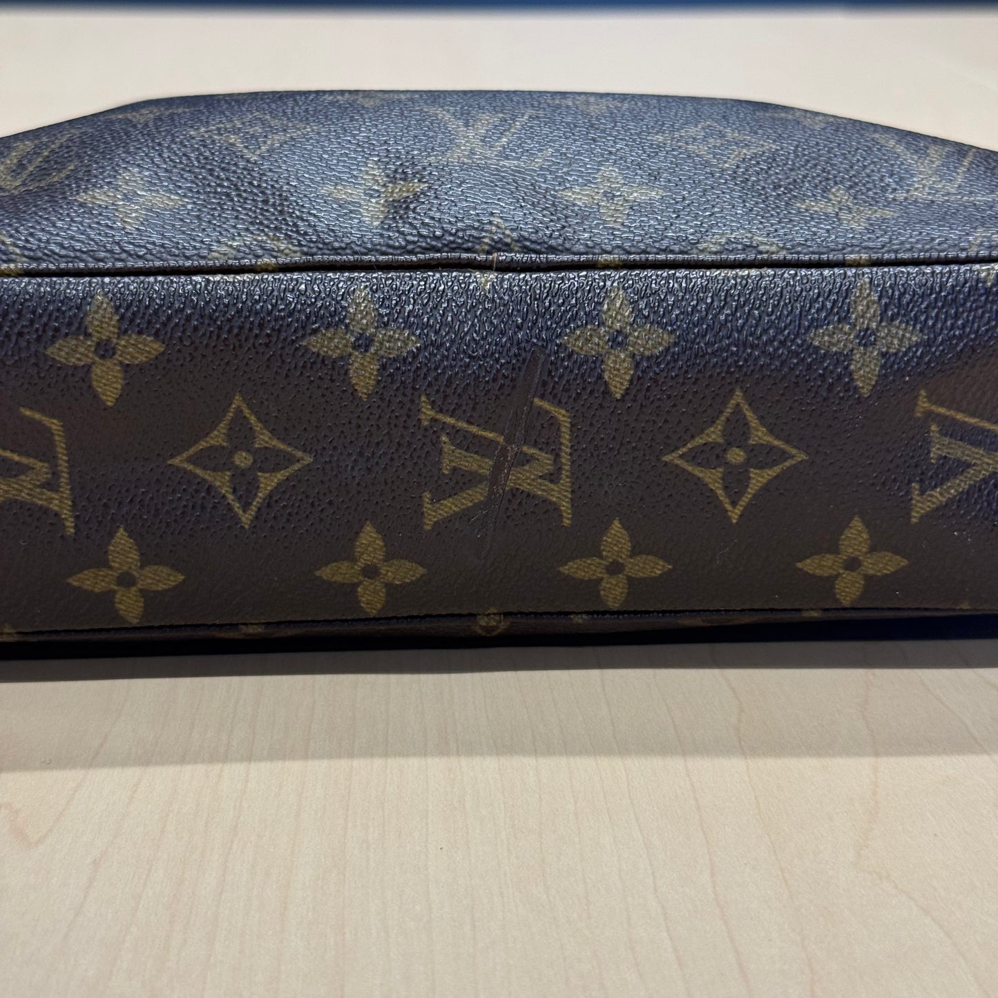 Louis Vuitton Trousse cosmétique 873TH