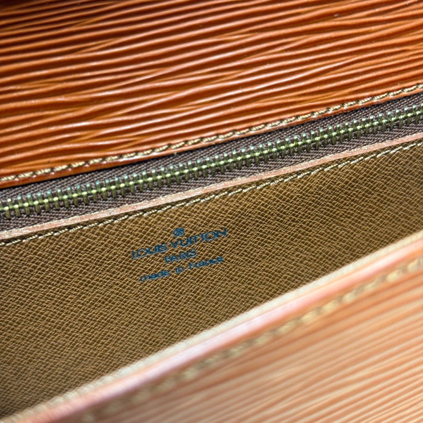 Louis Vuitton Saint-Cloud TH0975