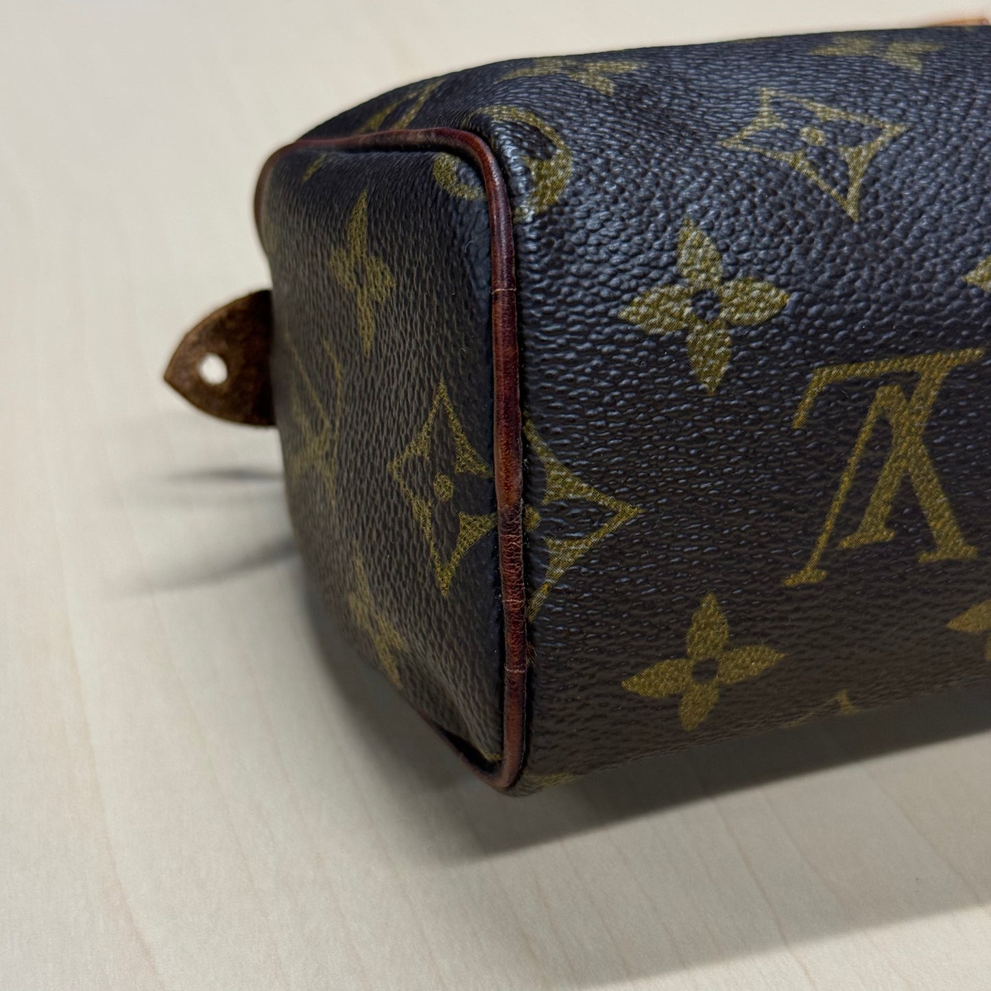 Louis Vuitton Mini HL TH0945