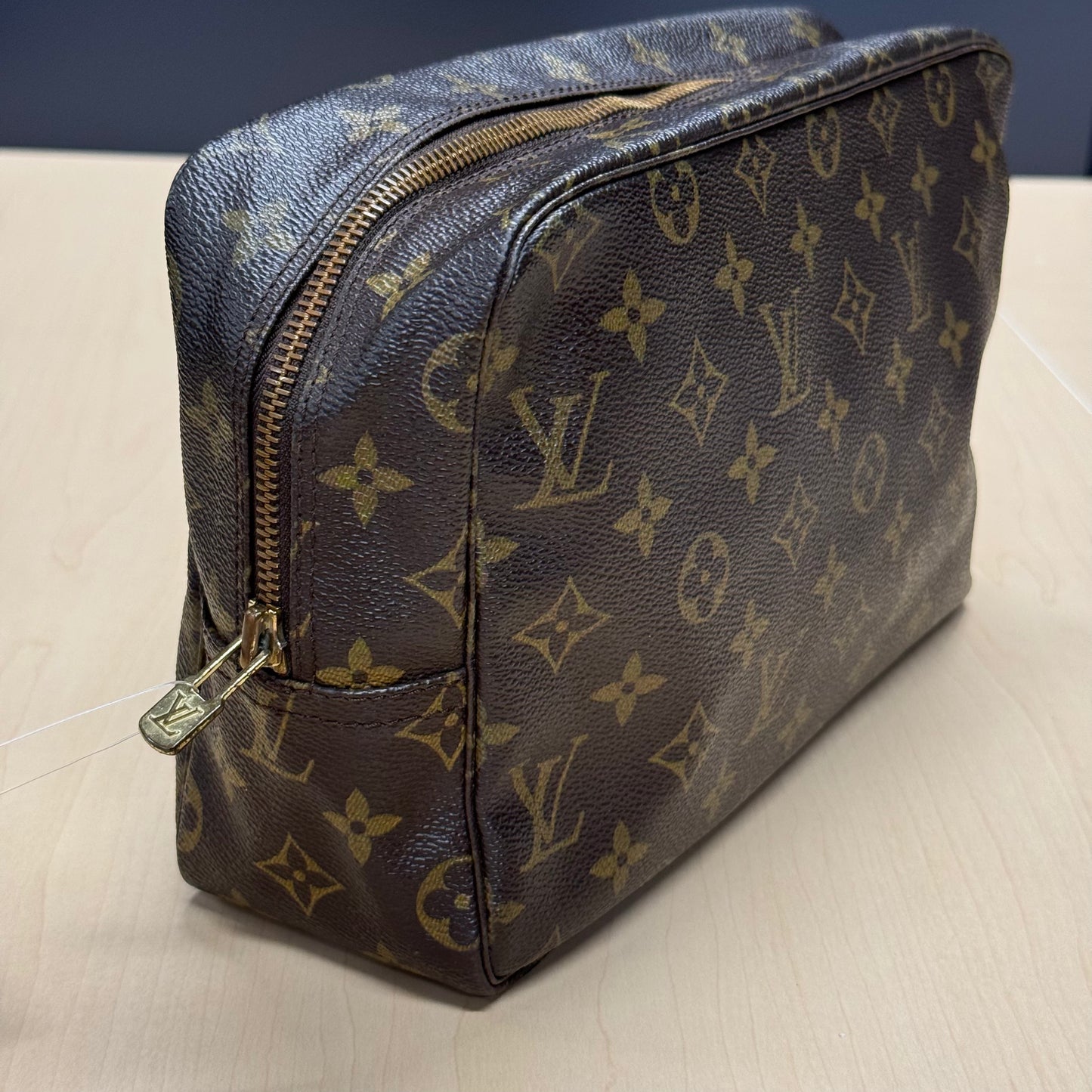 Louis Vuitton Trousse Cosmétique 884NO