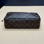 Louis Vuitton Trousse Cosmétique 884NO