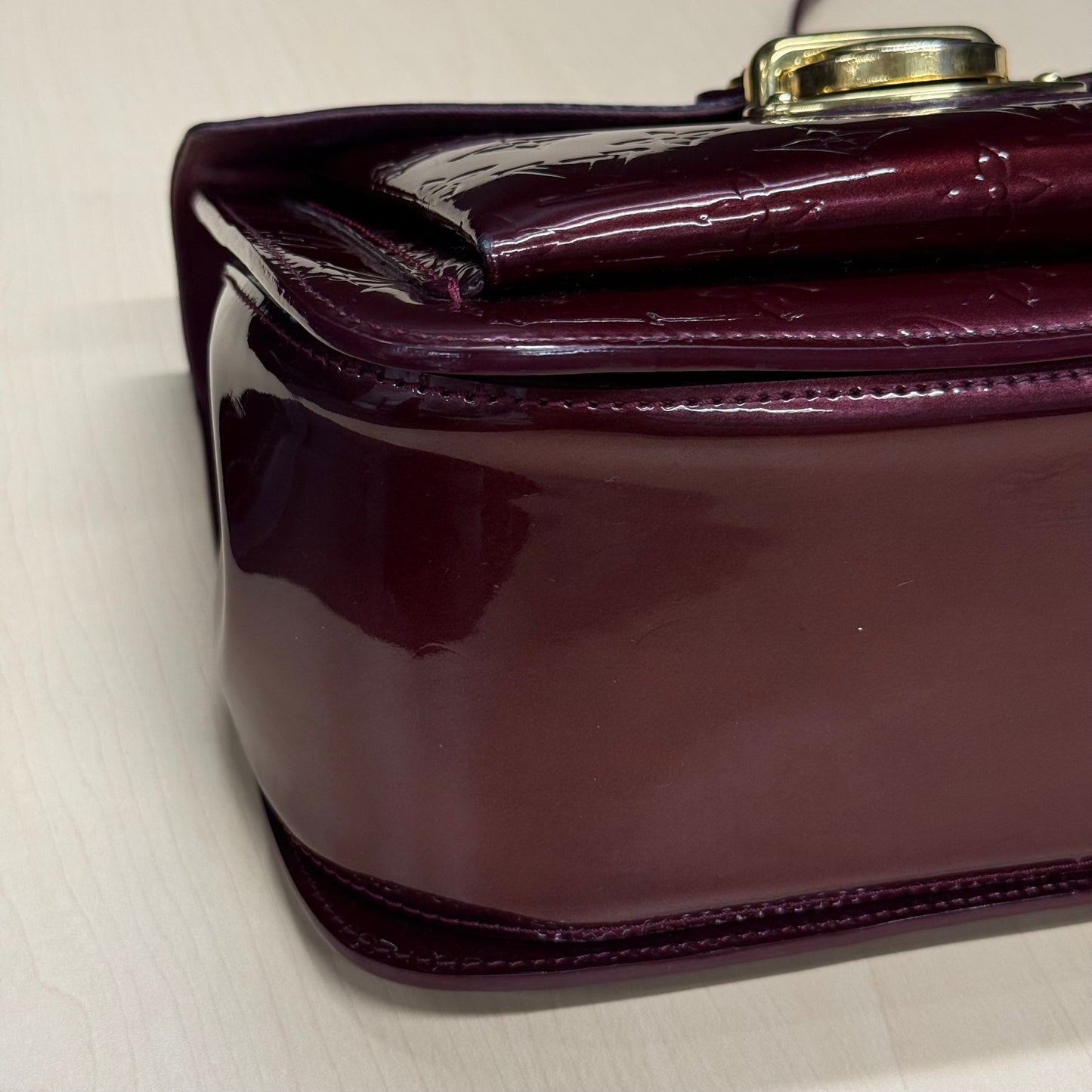 Louis Vuitton Mirada