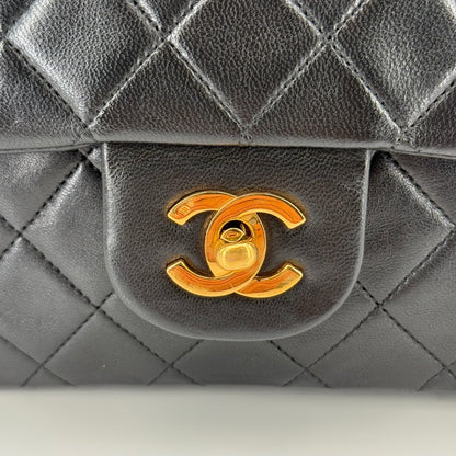 Chanel Classique 11.12