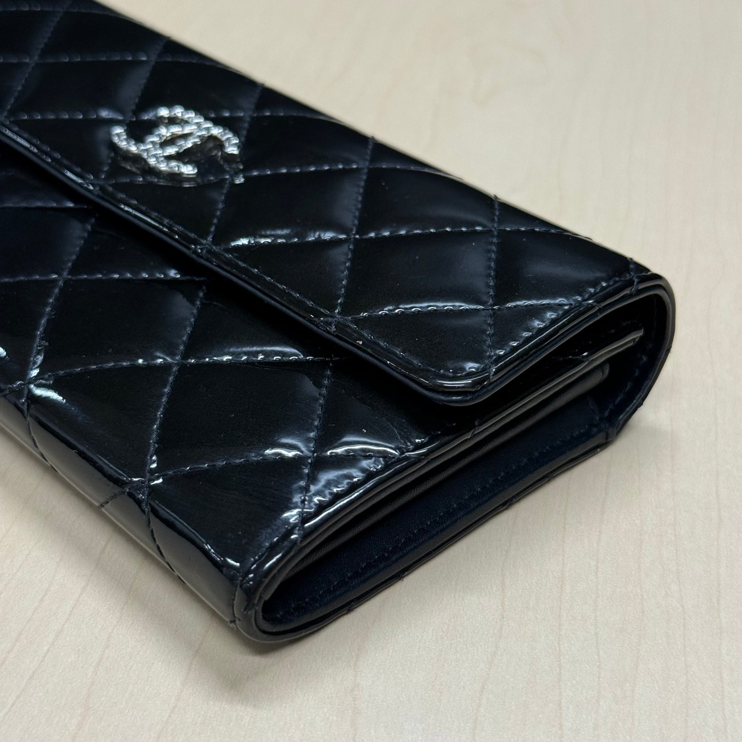 Chanel Portefeuille Long vernis