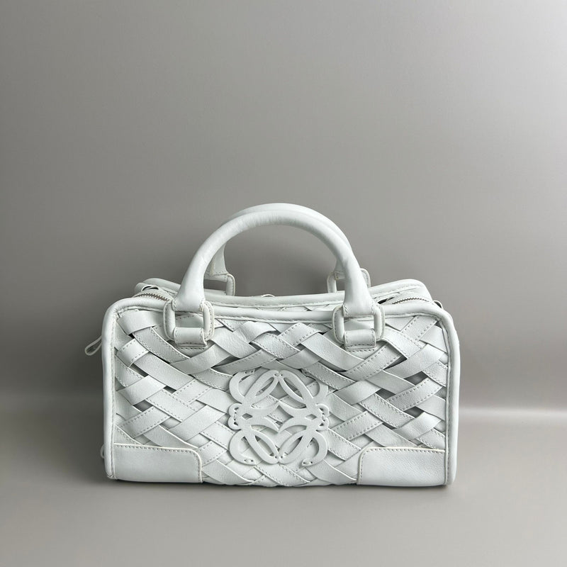 Loewe Amazona