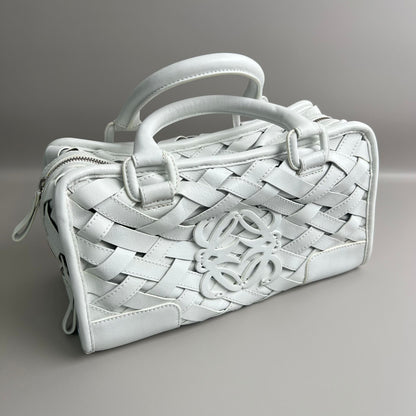 Loewe Amazona