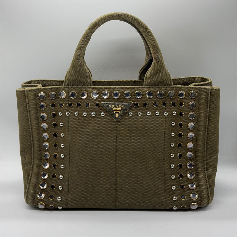 Prada Shopping