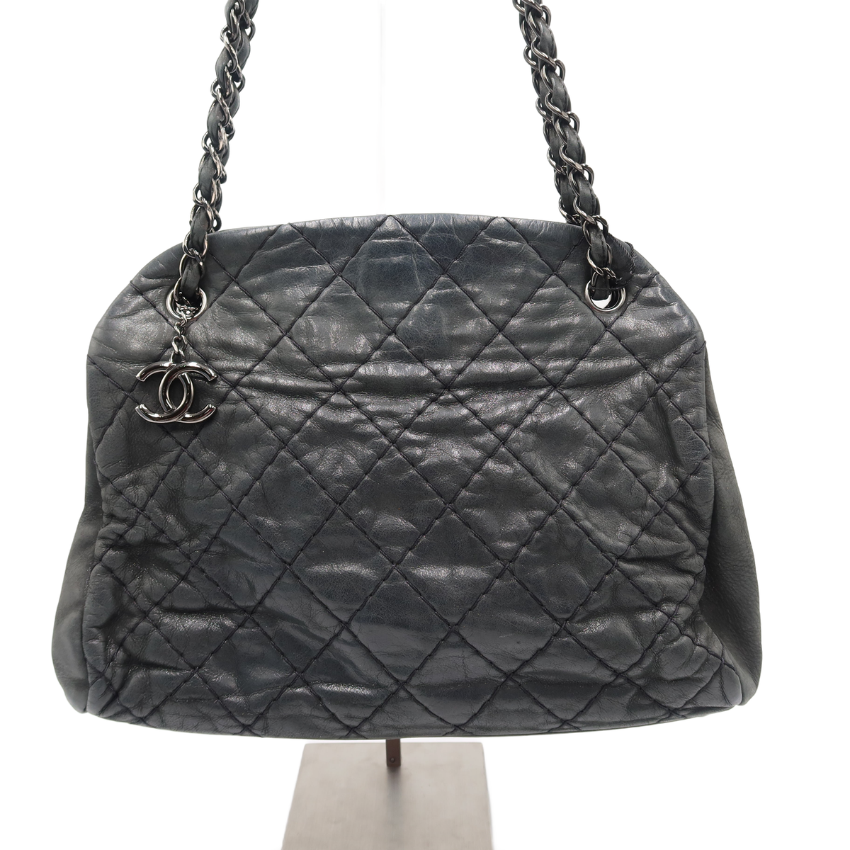 Chanel Shopping