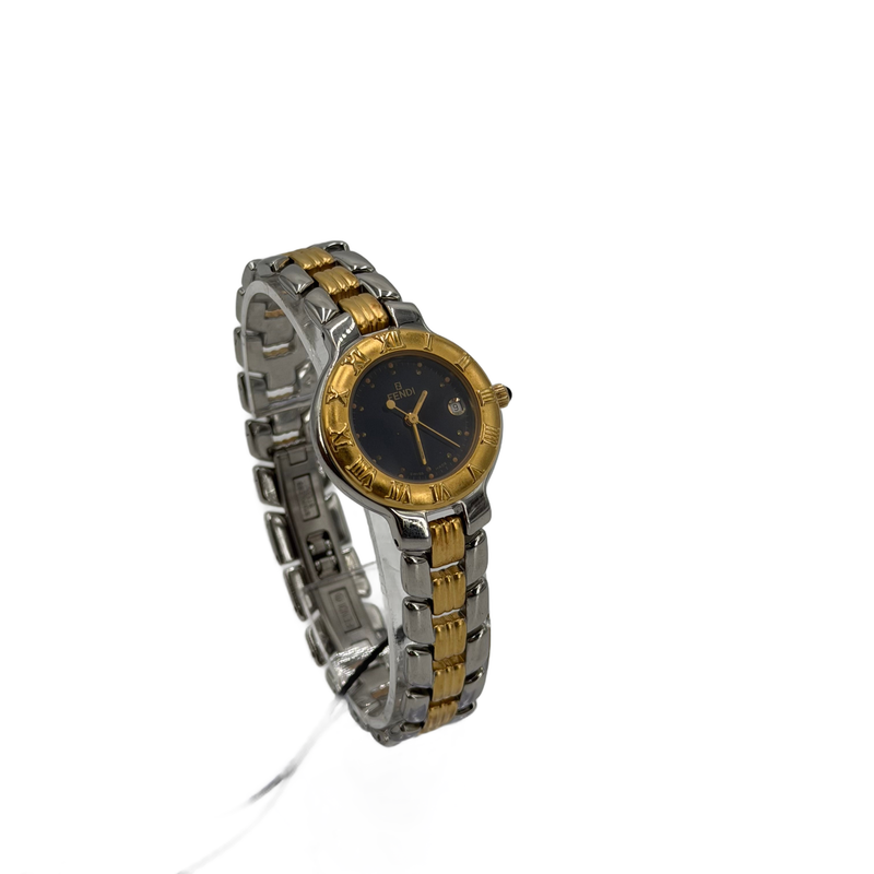 Fendi Montre vintage 900L